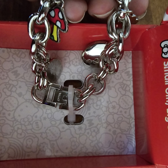 Hello Kitty Charm Watch - Picture 4 of 6
